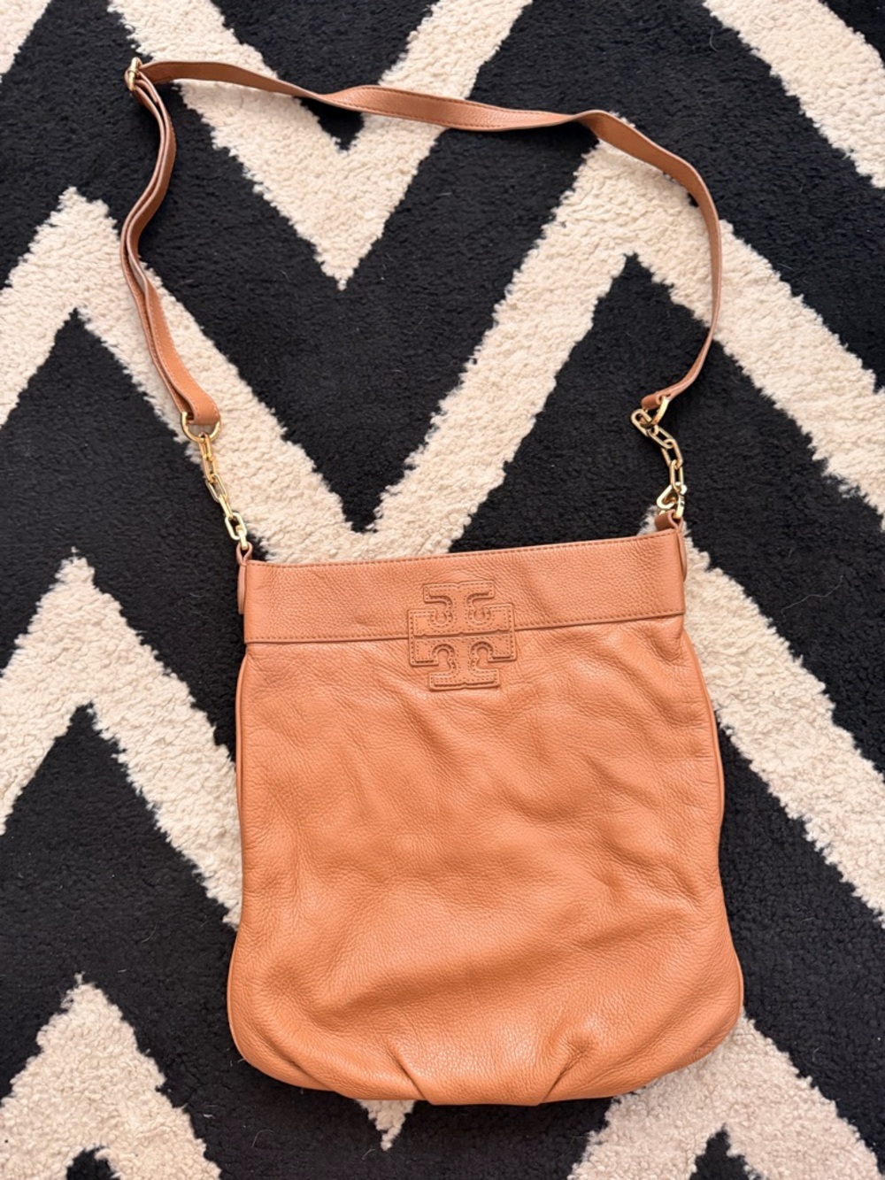 Vintage Tory Burch Camel Tan Leather Crossbody Bag